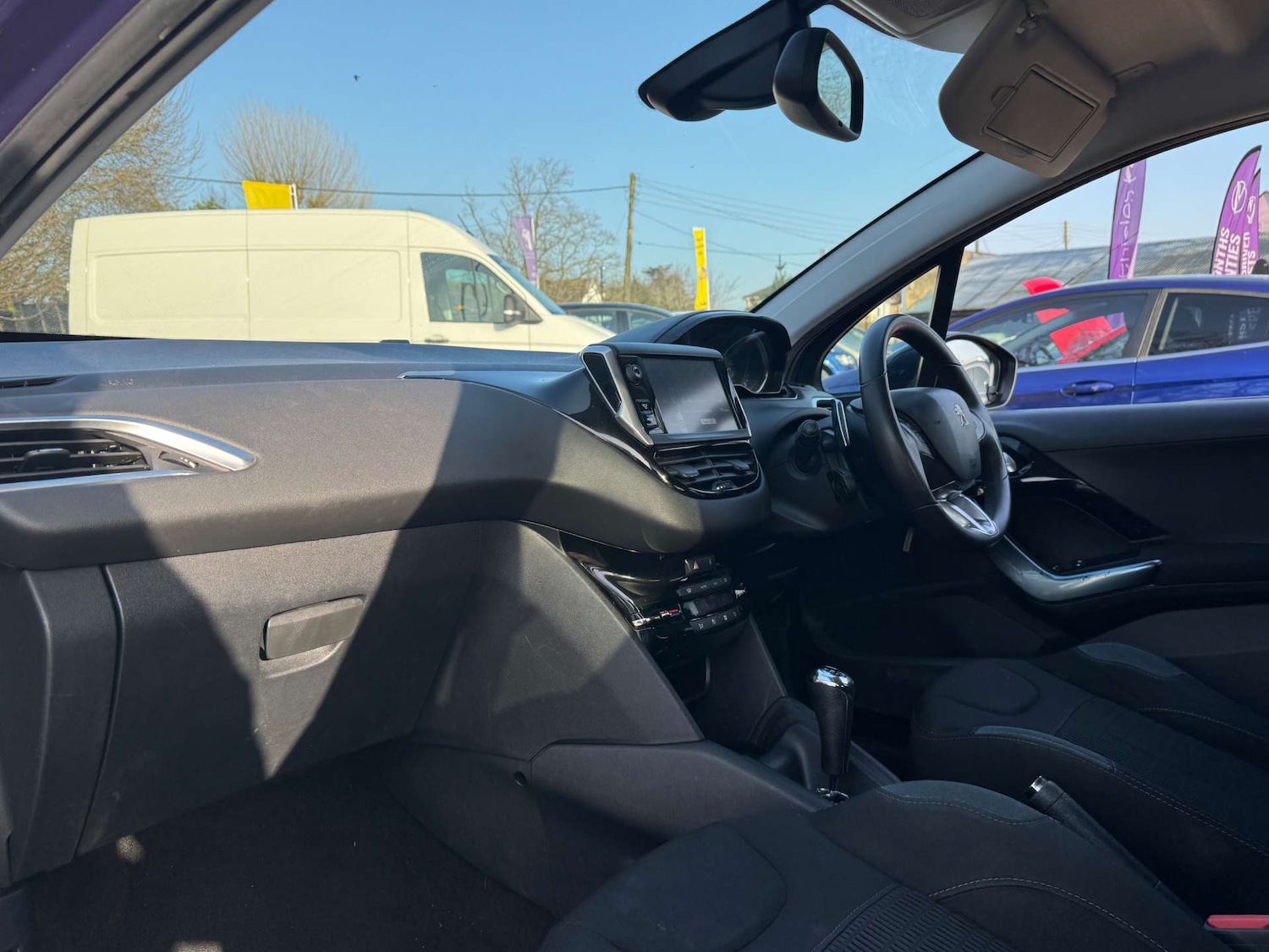 Used Peugeot 208 2013 for sale - 77792561: Photo 15