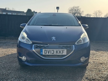 Used Peugeot 208 2013 for sale - 77792561: Photo