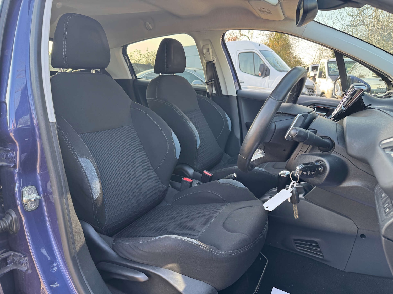 Used Peugeot 208 2013 for sale - 77792561: Photo 9