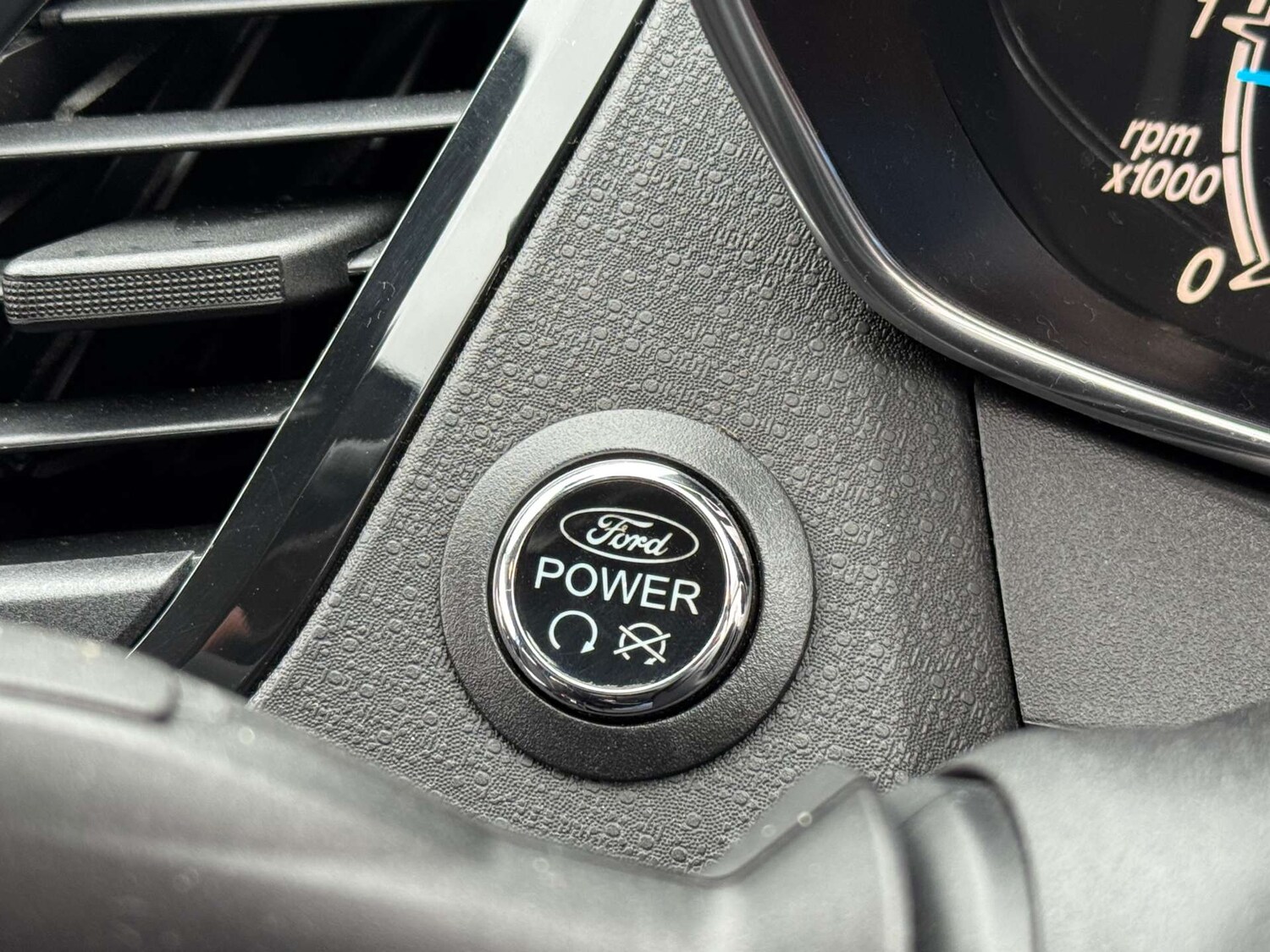 Used Ford Fiesta 2015 for sale - 77650532: Photo 28