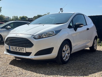 Used Ford Fiesta 2015 for sale - 76194678: Photo 3
