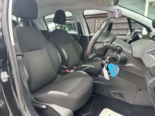 Used Peugeot 208 2015 for sale - 76210021: Photo 11