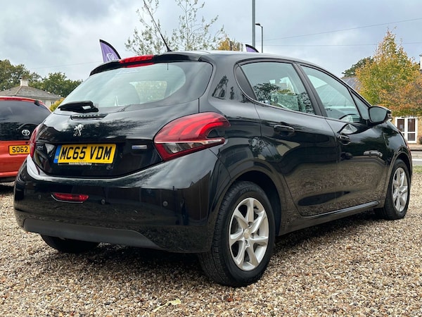 Used Peugeot 208 2015 for sale - 76210021: Photo 7