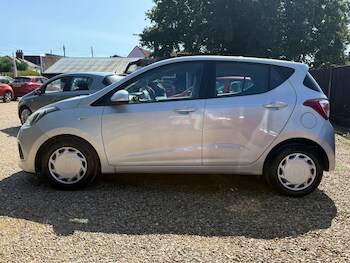 Used Hyundai i10 2015 for sale - 75593312: Photo