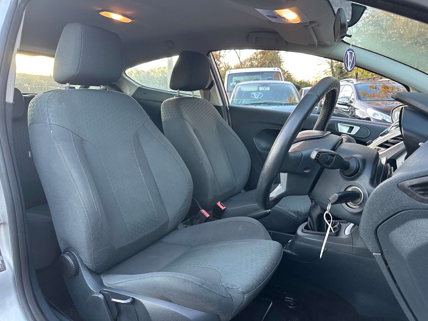 Used Ford Fiesta 2012 for sale - 76665403: Photo 10