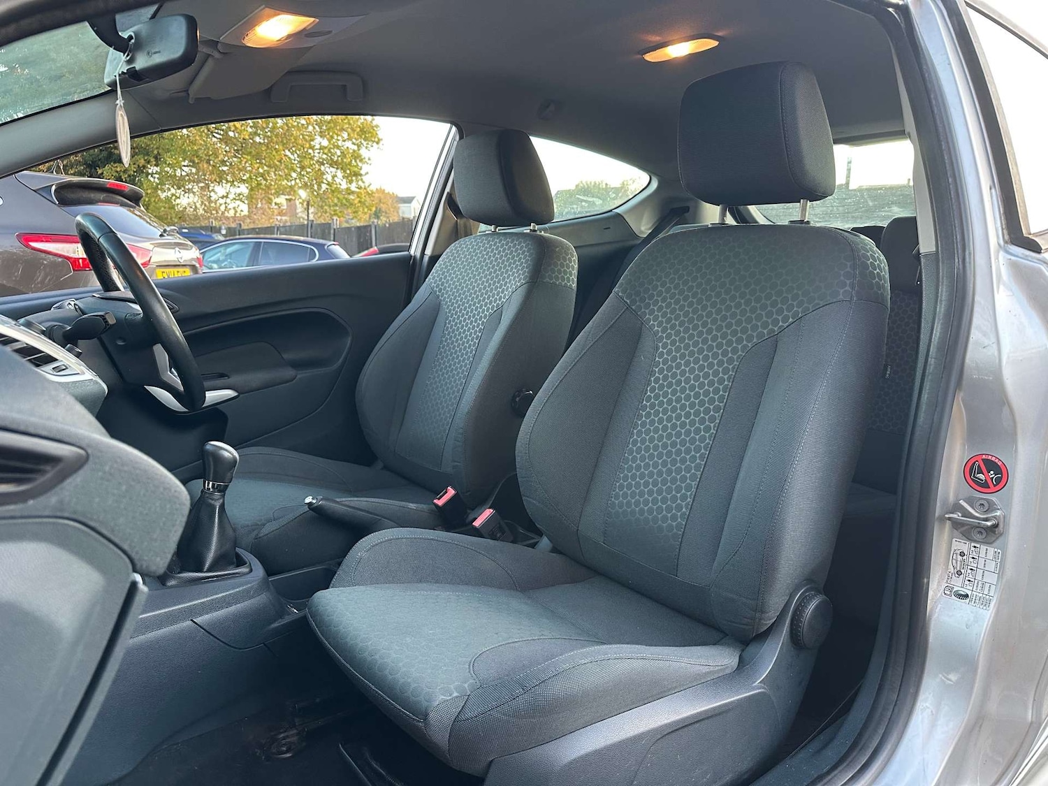 Used Ford Fiesta 2012 for sale - 76665403: Photo 12