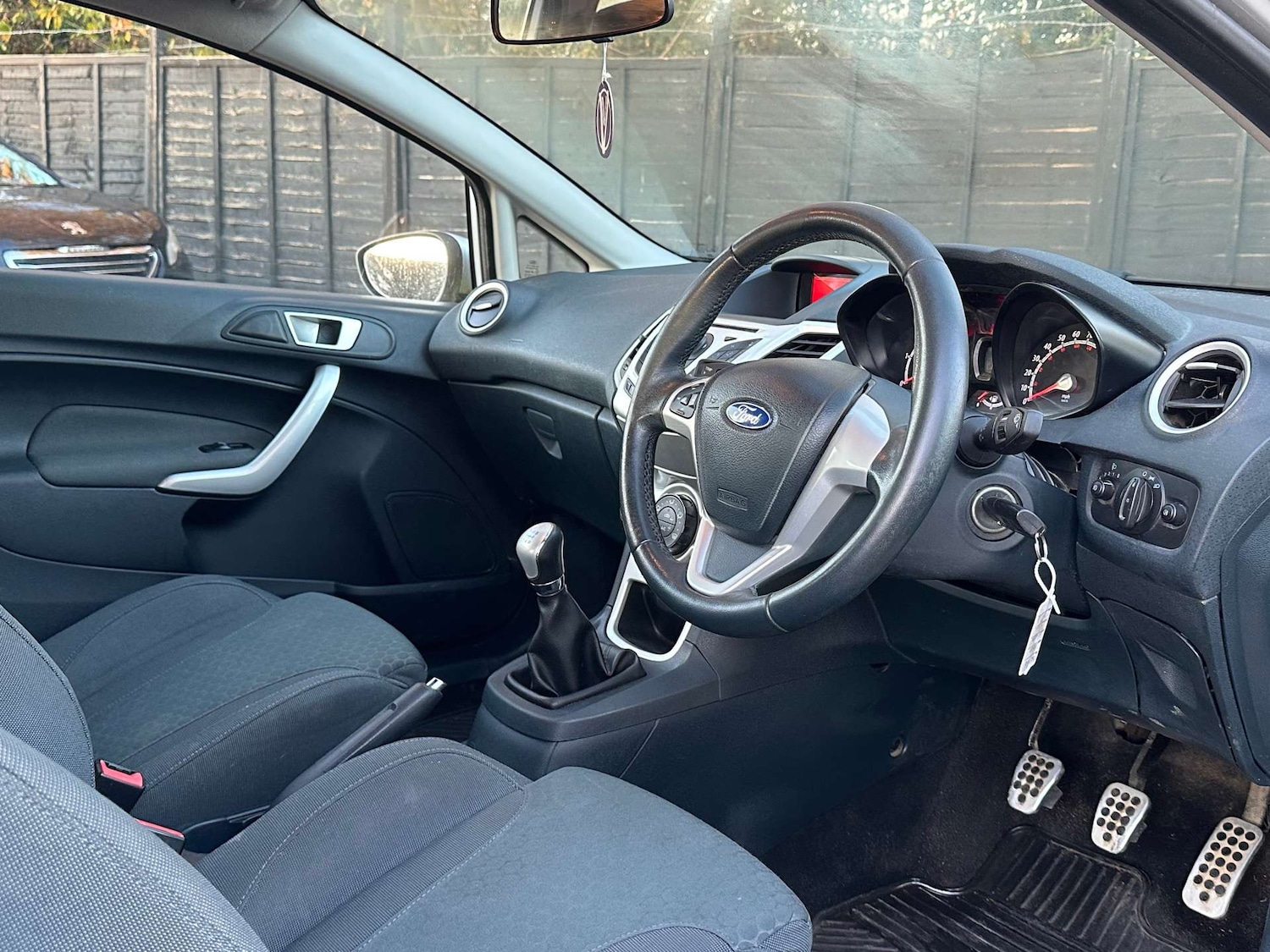 Used Ford Fiesta 2012 for sale - 76665403: Photo 8