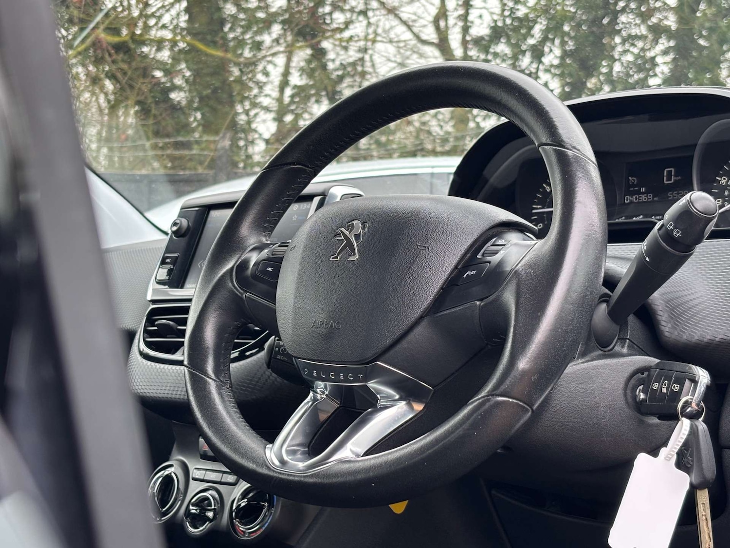 Used Peugeot 208 2018 for sale - 77836393: Photo 10