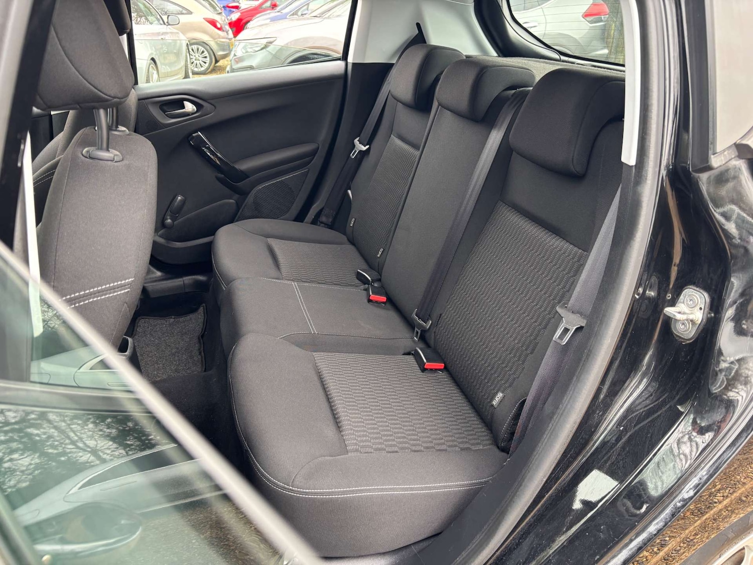 Used Peugeot 208 2018 for sale - 77836393: Photo 14