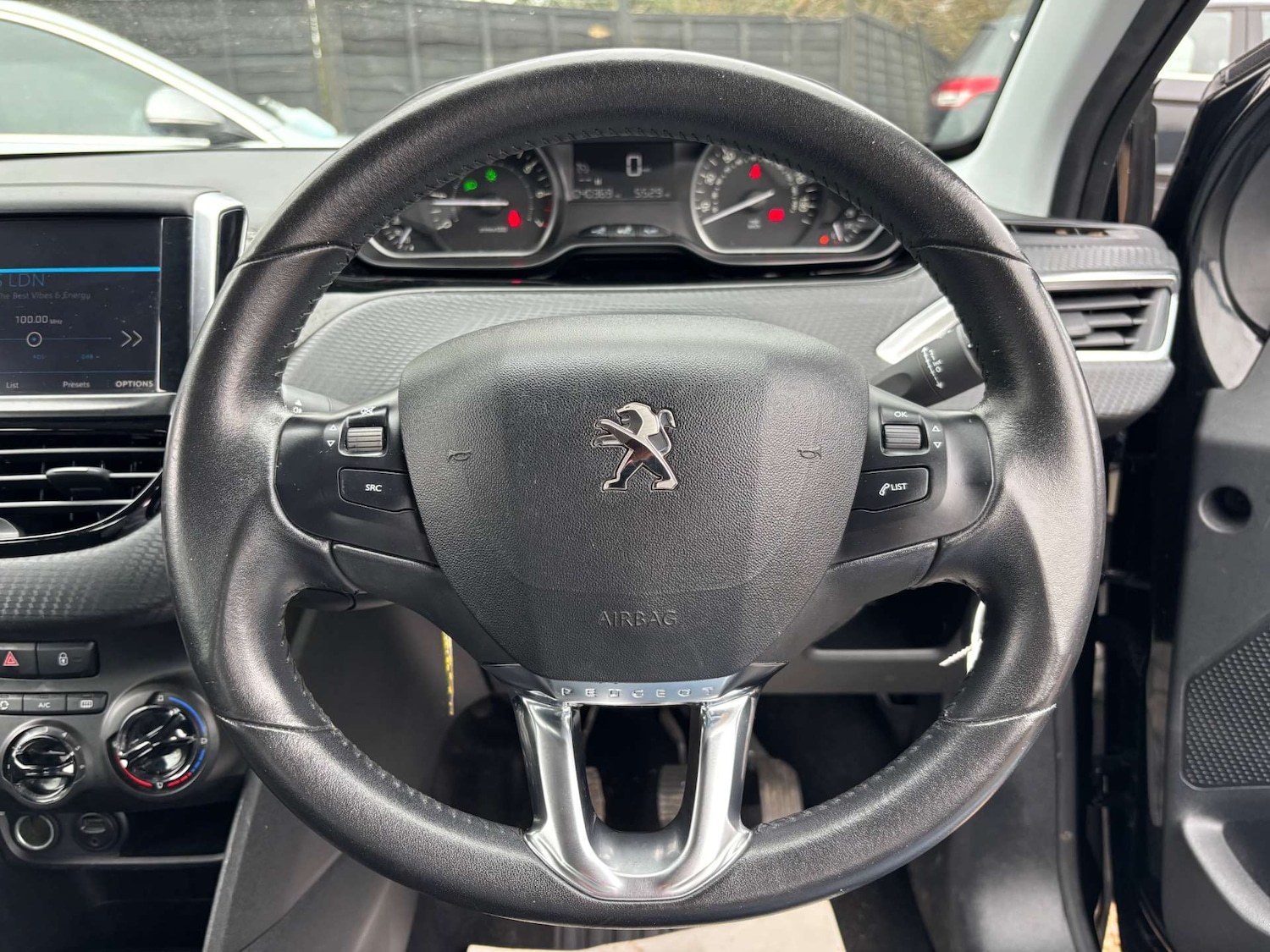 Used Peugeot 208 2018 for sale - 77836393: Photo 17