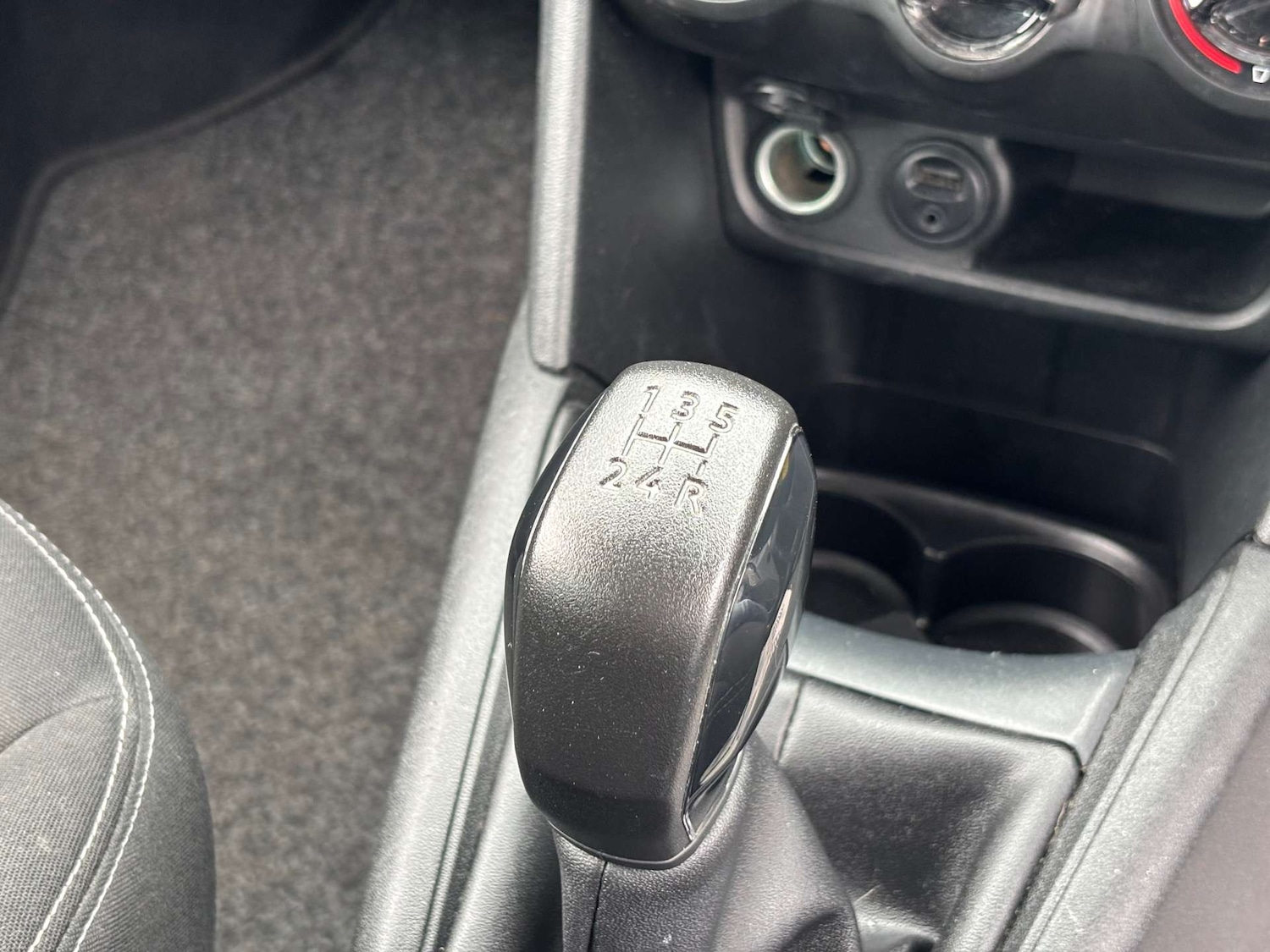 Used Peugeot 208 2018 for sale - 77836393: Photo 24