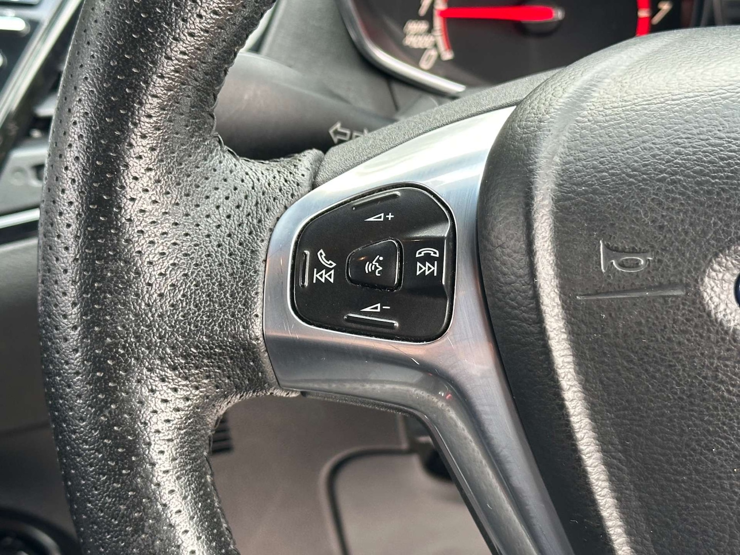 Used Ford Fiesta 2014 for sale - 76253855: Photo 27