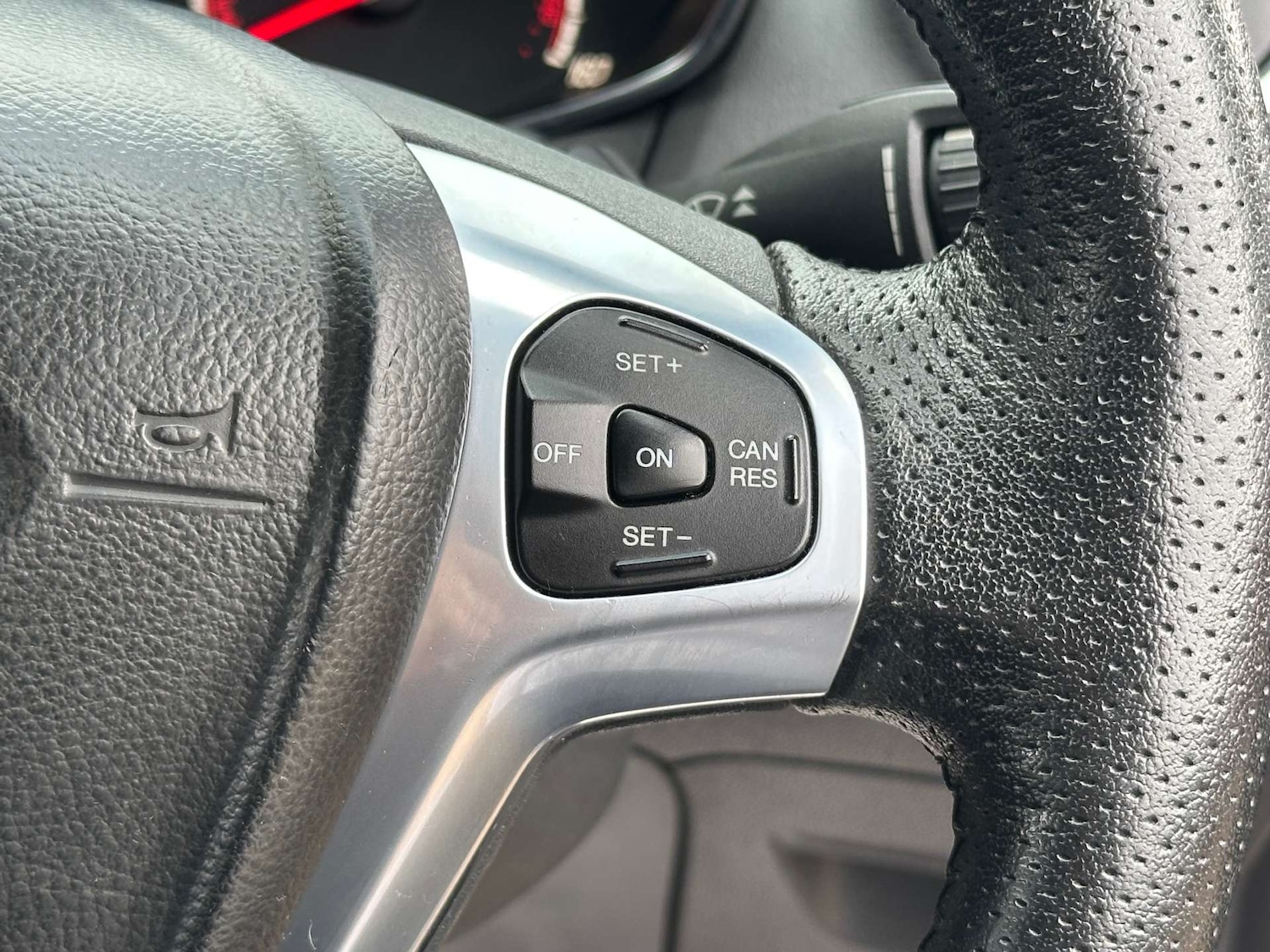 Used Ford Fiesta 2014 for sale - 76253855: Photo 28