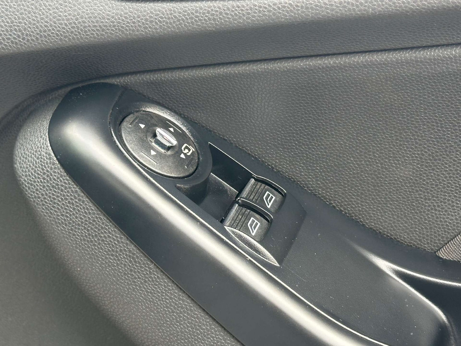 Used Ford Fiesta 2014 for sale - 76253855: Photo 30