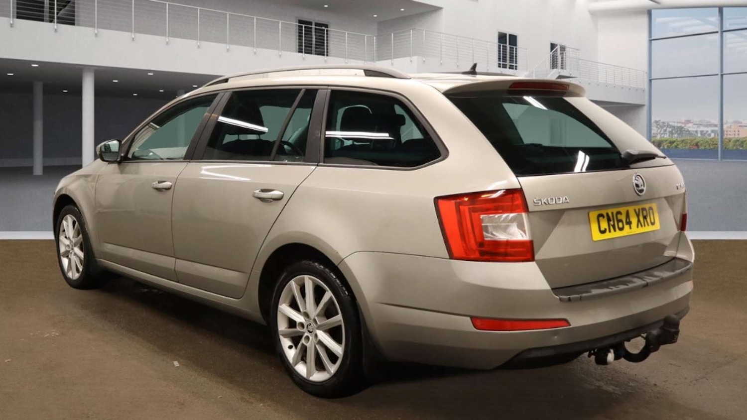 Used Skoda Octavia 2014 for sale - 77162424: Photo 3