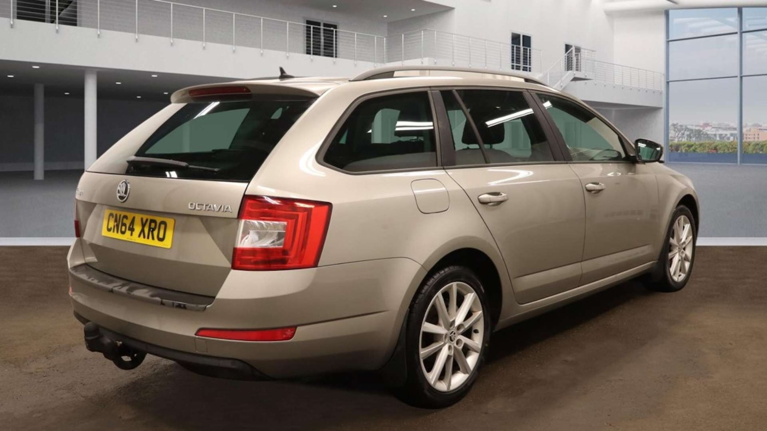 Used Skoda Octavia 2014 for sale - 77162424: Photo 4