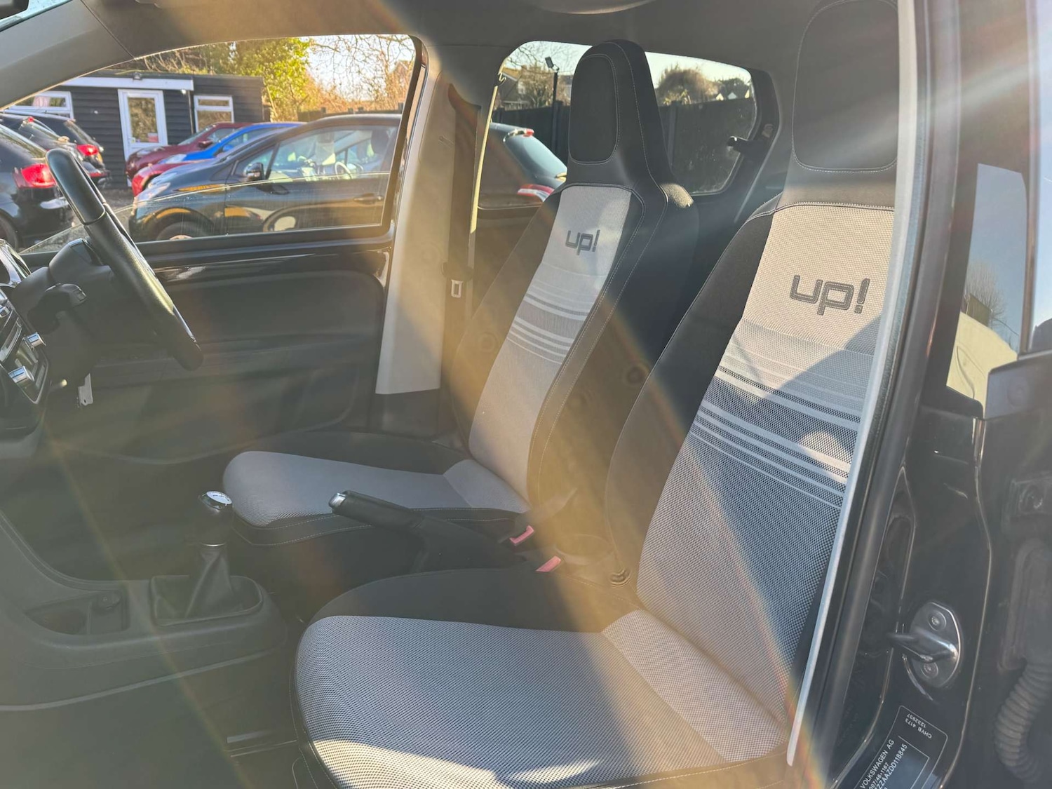 Used Volkswagen up! 2013 for sale - 77022578: Photo 18