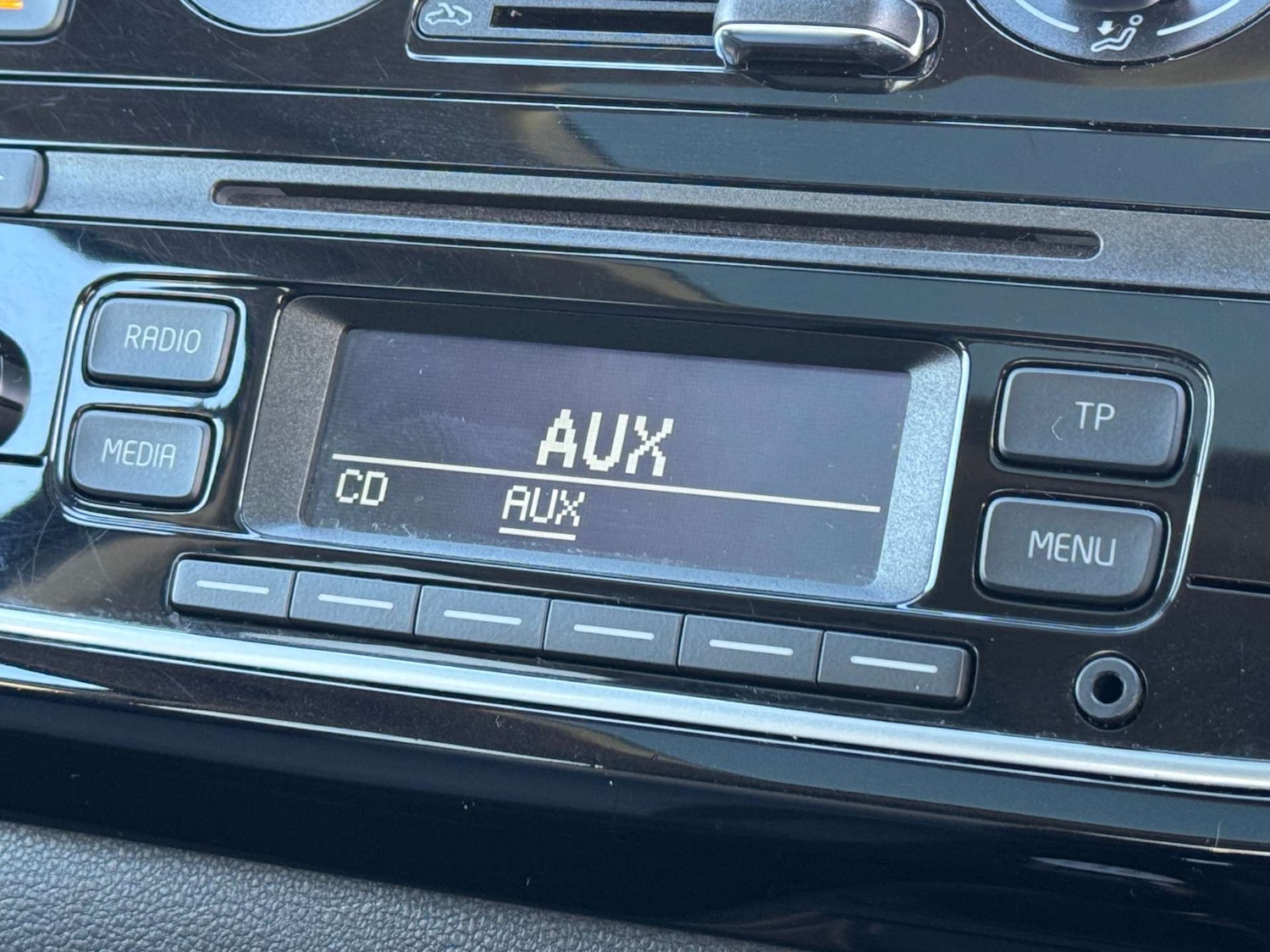 Used Volkswagen up! 2013 for sale - 77022578: Photo 26