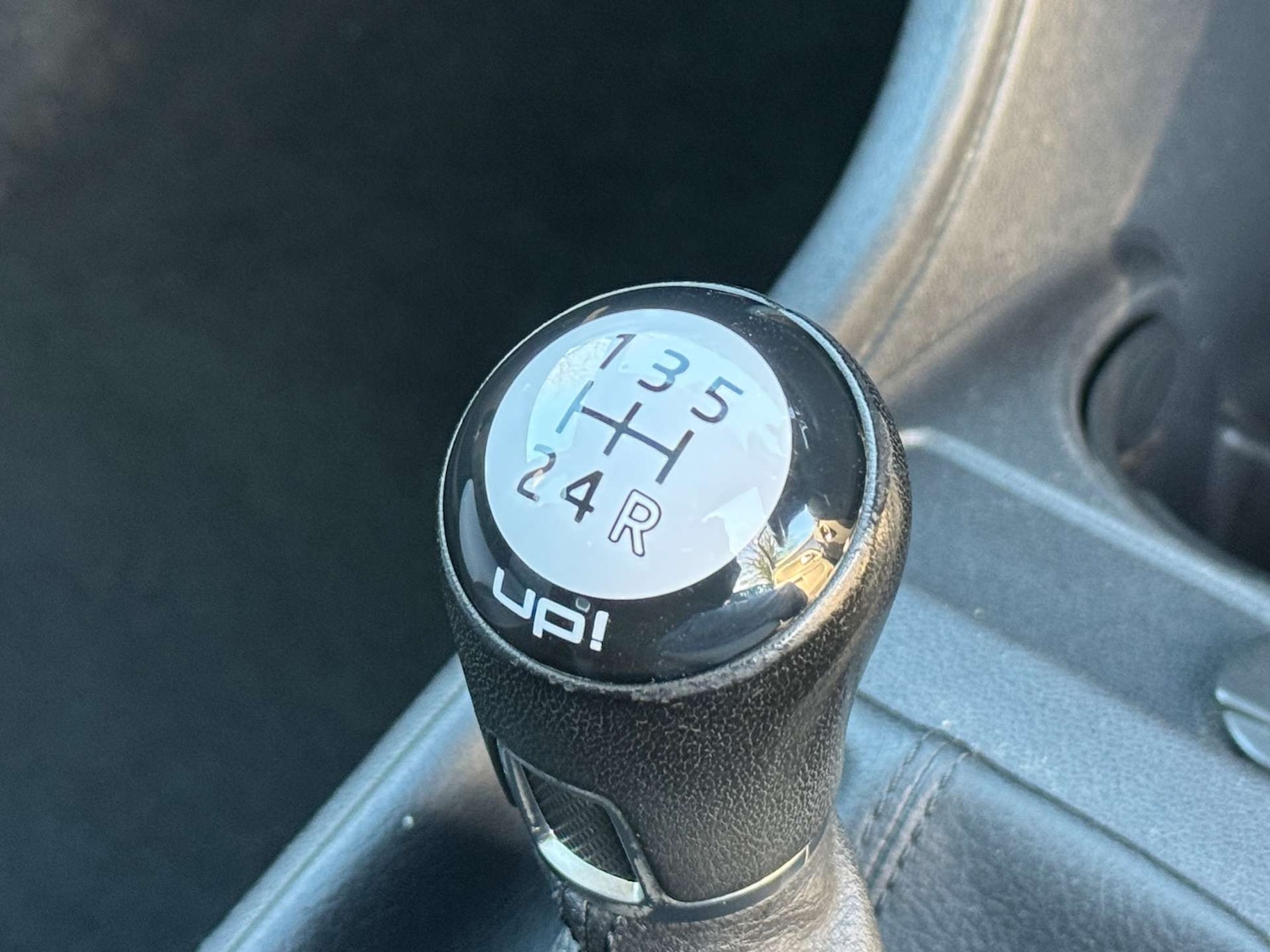 Used Volkswagen up! 2013 for sale - 77022578: Photo 27