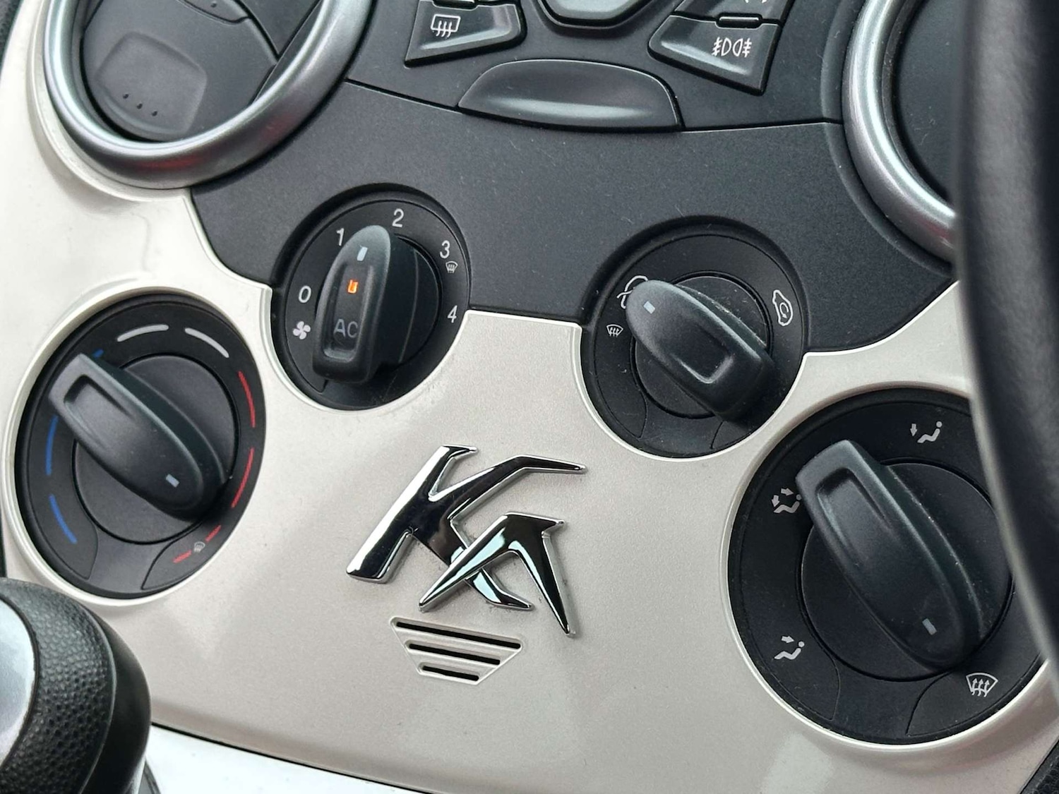 Used Ford Ka 2012 for sale - 77342170: Photo 21