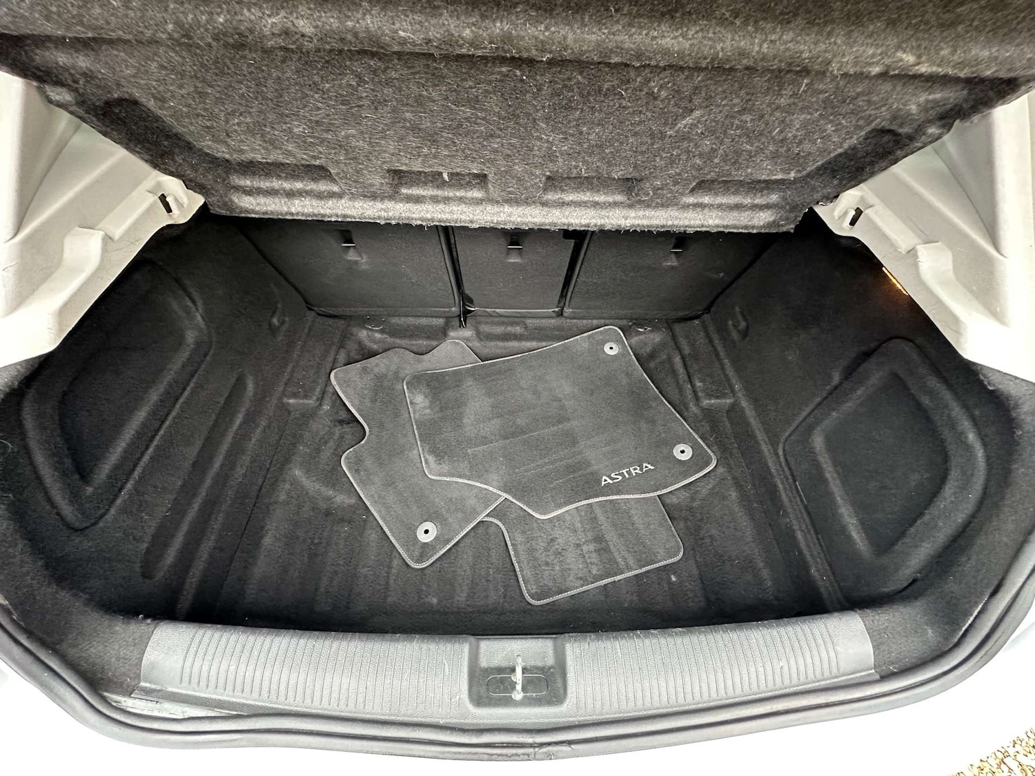 Used Vauxhall Astra 2017 for sale - 76481410: Photo 14