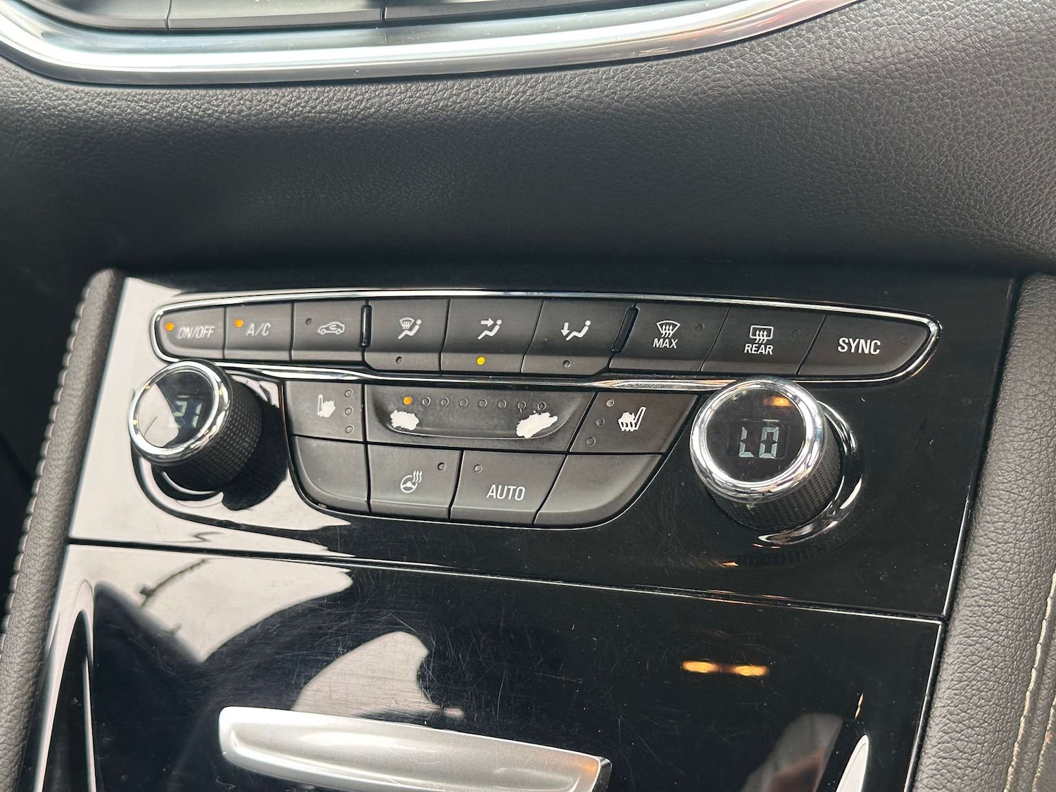 Used Vauxhall Astra 2017 for sale - 76481410: Photo 24