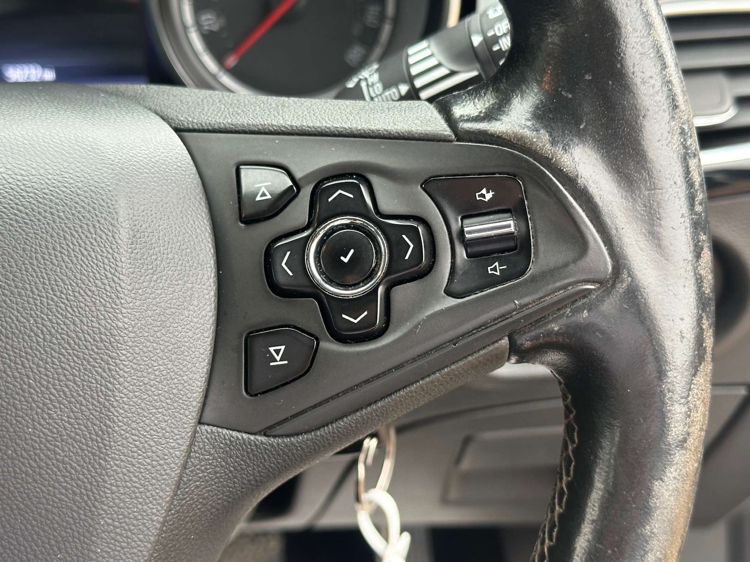 Used Vauxhall Astra 2017 for sale - 76481410: Photo 28