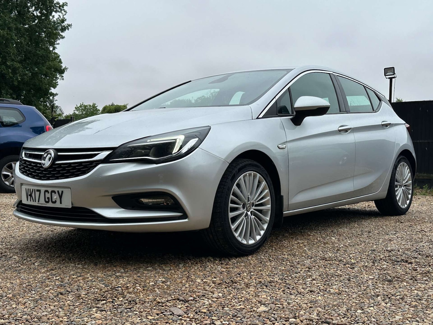 Used Vauxhall Astra 2017 for sale - 76481410: Photo 3