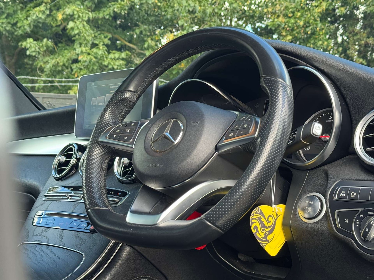 Used Mercedes-Benz GLC 2017 for sale - 76481374: Photo 10