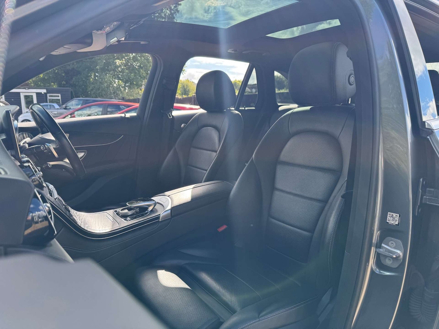 Used Mercedes-Benz GLC 2017 for sale - 76481374: Photo 16