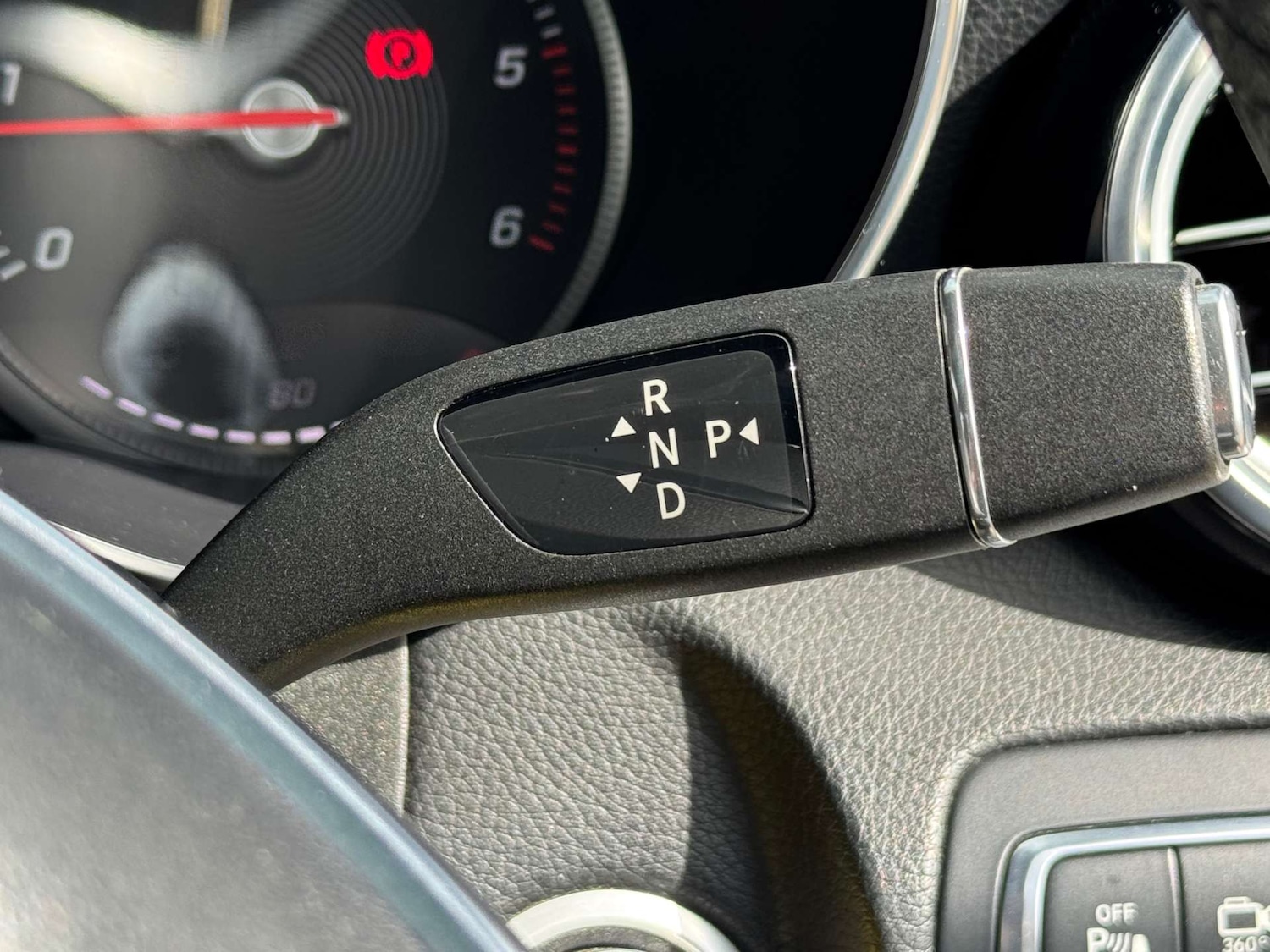 Used Mercedes-Benz GLC 2017 for sale - 76481374: Photo 33