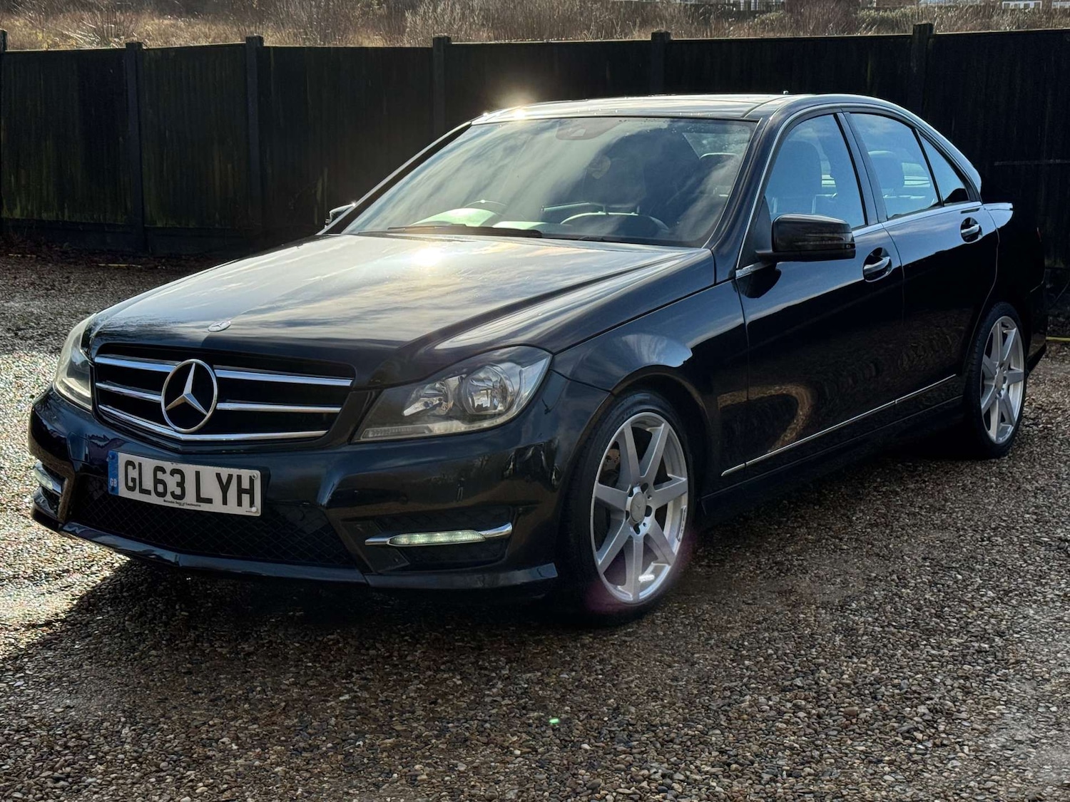 Used Mercedes-Benz C Class 2014 for sale - 77162418: Photo 3