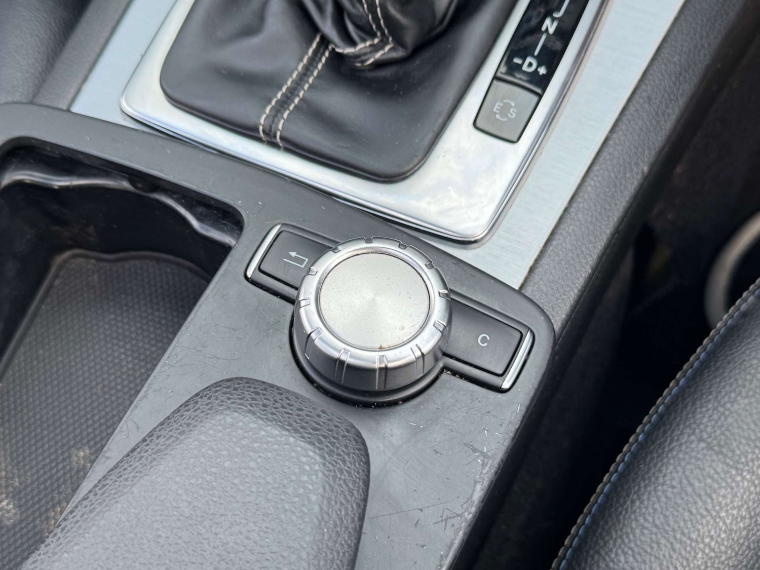 Used Mercedes-Benz C Class 2014 for sale - 77162418: Photo 32