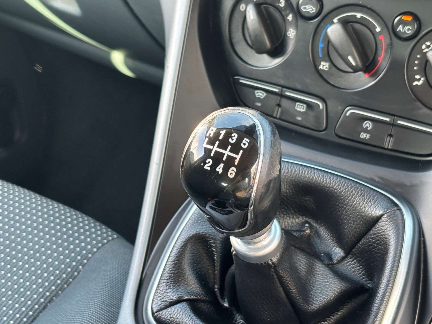 Used Ford C-Max 2015 for sale - 77749135: Photo 20