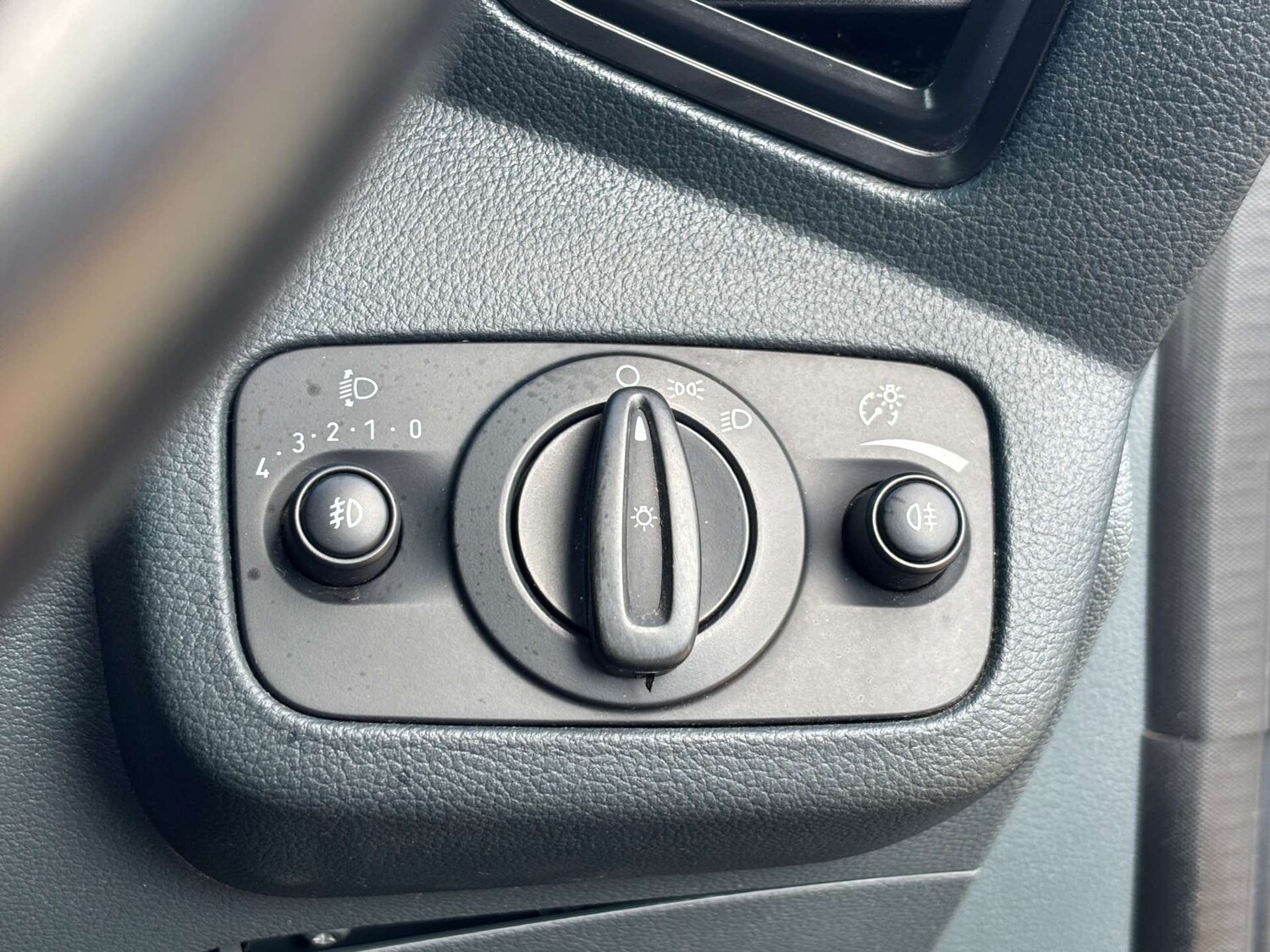 Used Ford C-Max 2015 for sale - 77749135: Photo 23