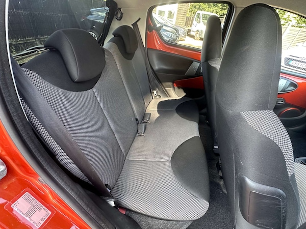 Used Toyota AYGO 2013 for sale - 75973310: Photo 12