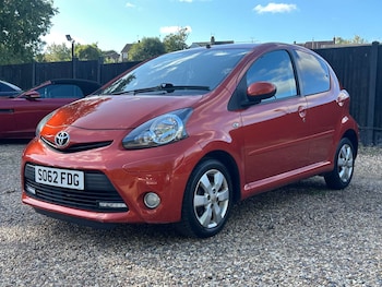 Used Toyota AYGO 2013 for sale - 75973310: Photo 3