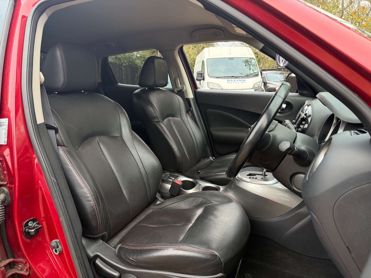 Used Nissan Juke 2011 for sale - 76643751: Photo 6