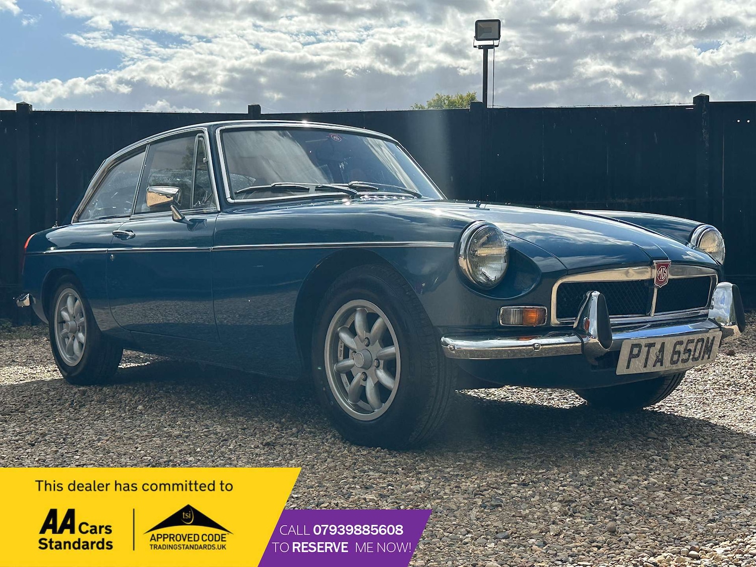 Used MG MGB GT 1974 for sale - 76601745: Photo 1