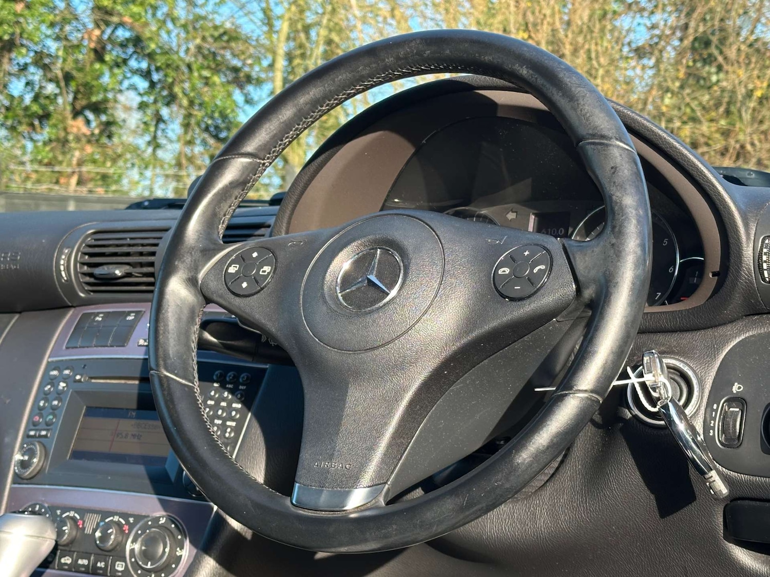 Used Mercedes-Benz CLC Class 2010 for sale - 77022581: Photo 10