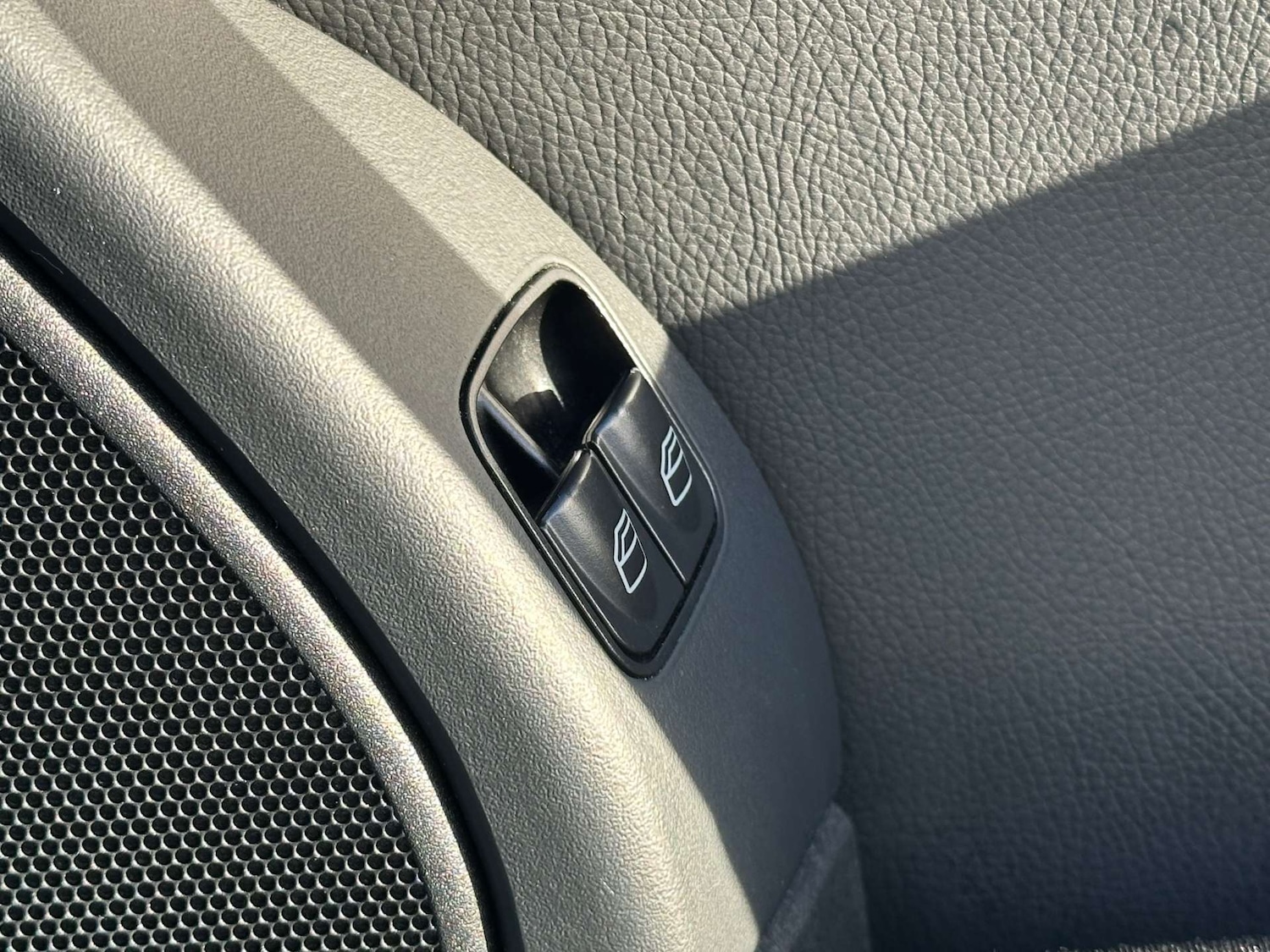 Used Mercedes-Benz CLC Class 2010 for sale - 77022581: Photo 25