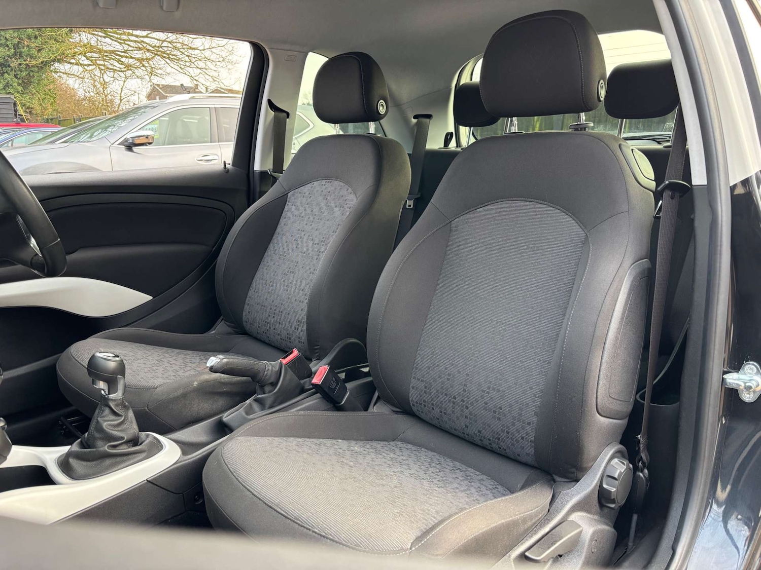 Used Vauxhall ADAM 2014 for sale - 77980251: Photo 16