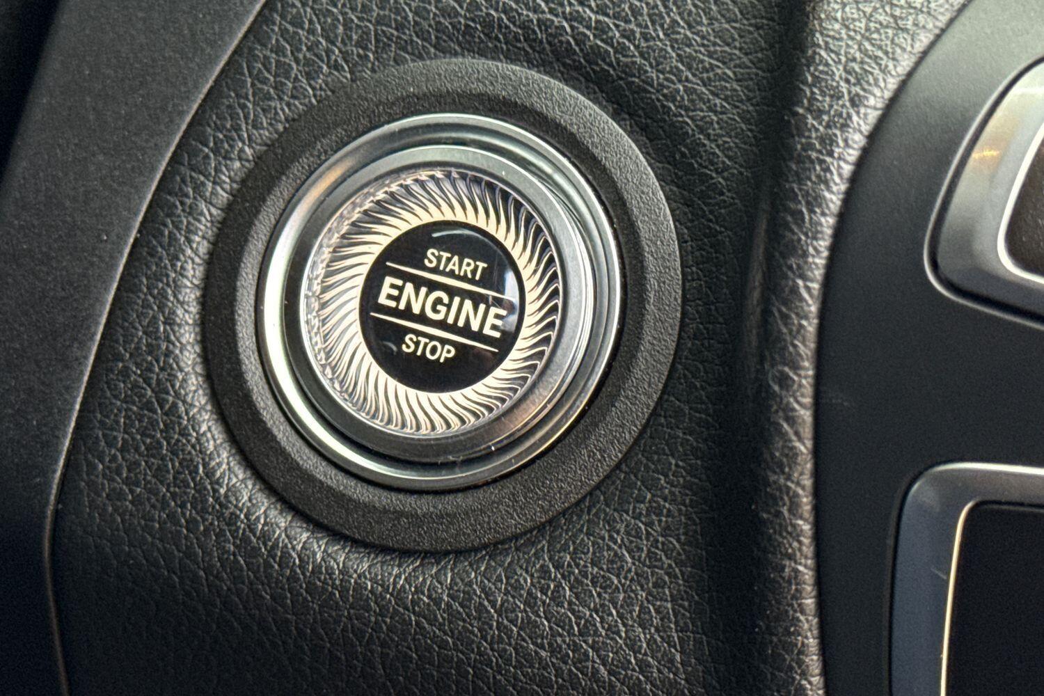 Used Mercedes-Benz C Class 2020 for sale - 76898612: Photo 53