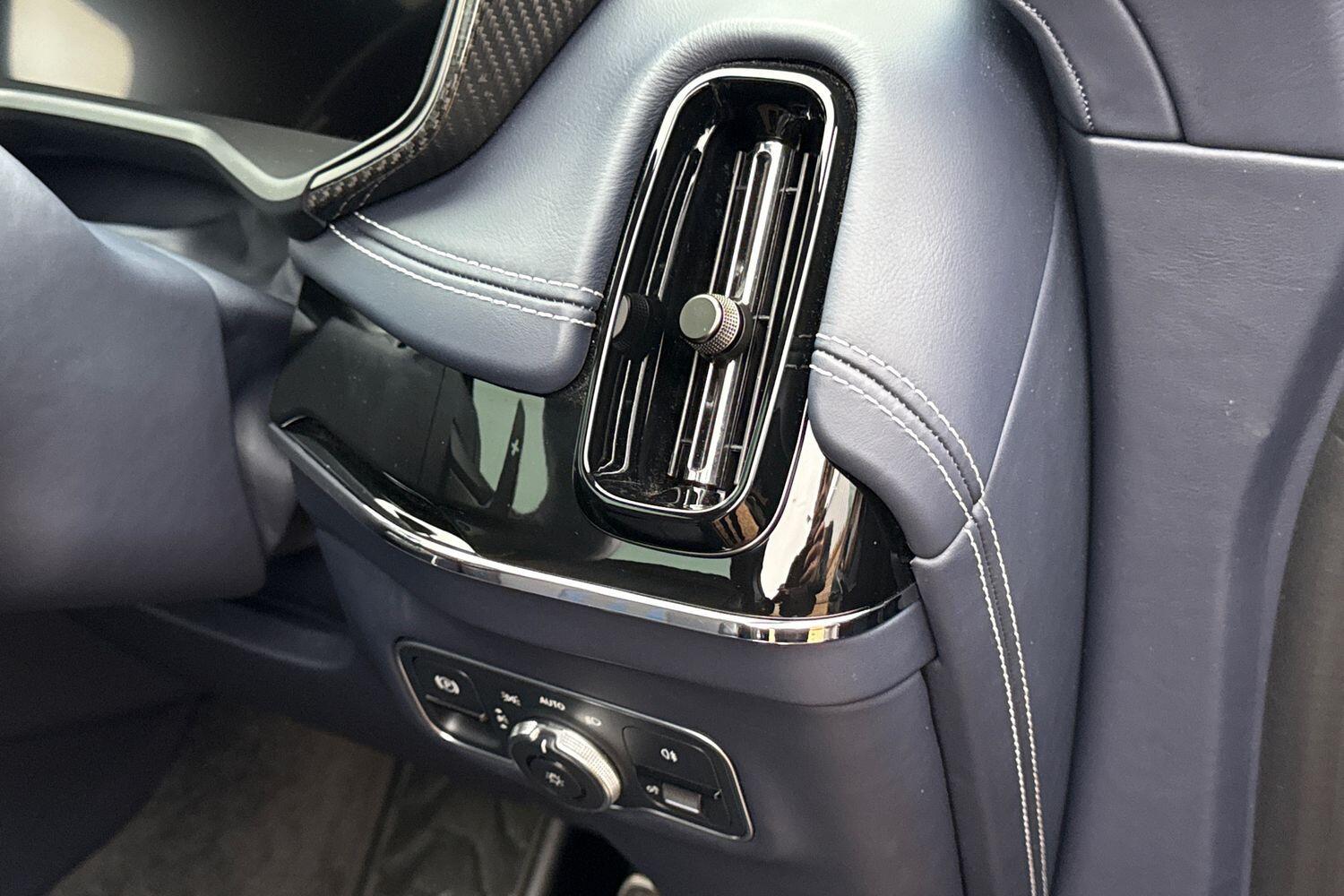 Used Aston Martin DBX 2024 for sale - 77163186: Photo 56