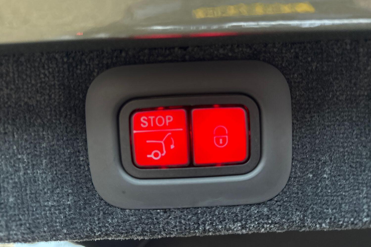 Used Aston Martin DBX 2025 for sale - 77175349: Photo 22