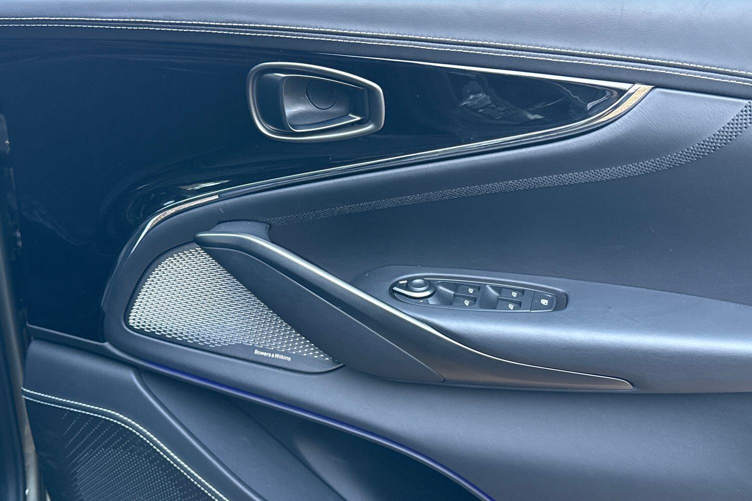 Used Aston Martin DBX 2025 for sale - 77175349: Photo 26