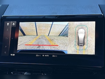 Used Aston Martin DBX 2025 for sale - 77175349: Photo