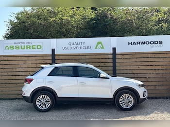 Used Volkswagen T-Roc 2022 for sale - 75670864: Photo