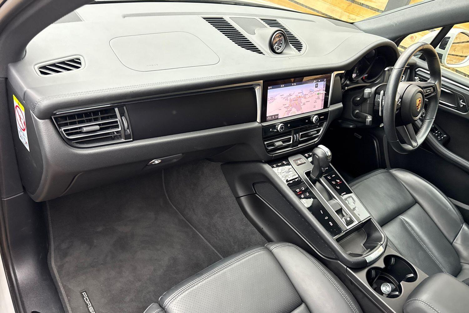 Used Porsche Macan 2022 for sale - 77191192: Photo 29