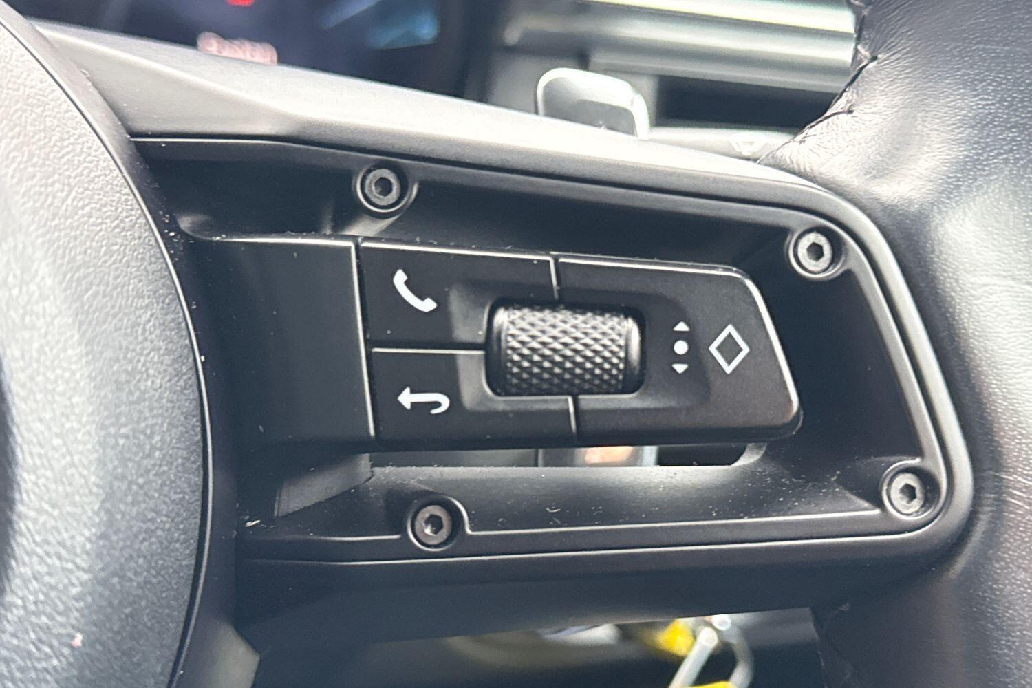 Used Porsche Macan 2022 for sale - 77191192: Photo 39